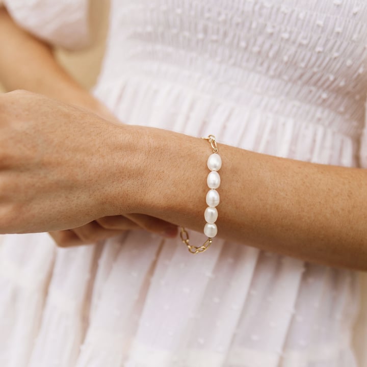 Bold Oval Freshwater Pearl Bracelet Gold Plated