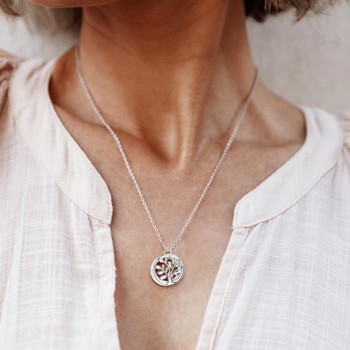 Personalised Family Tree Circle Necklace in Sterling Silver